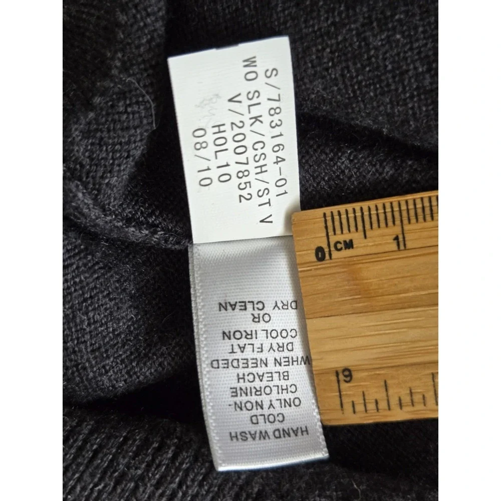 Banana Republic Luxurious Silk Cashmere Blend V-Neck Sweater Men Size M Black‎